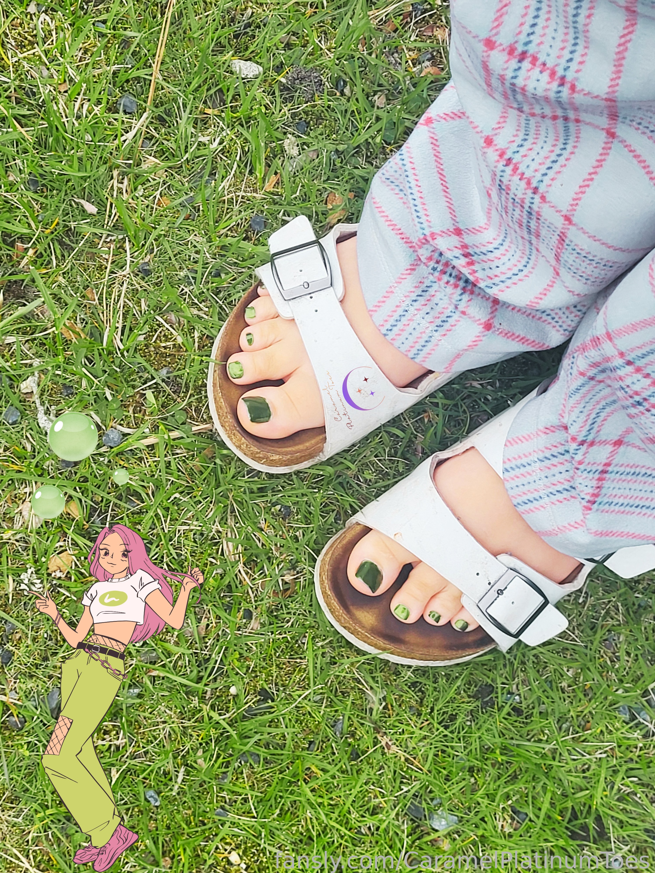 CaramelPlatinumToes