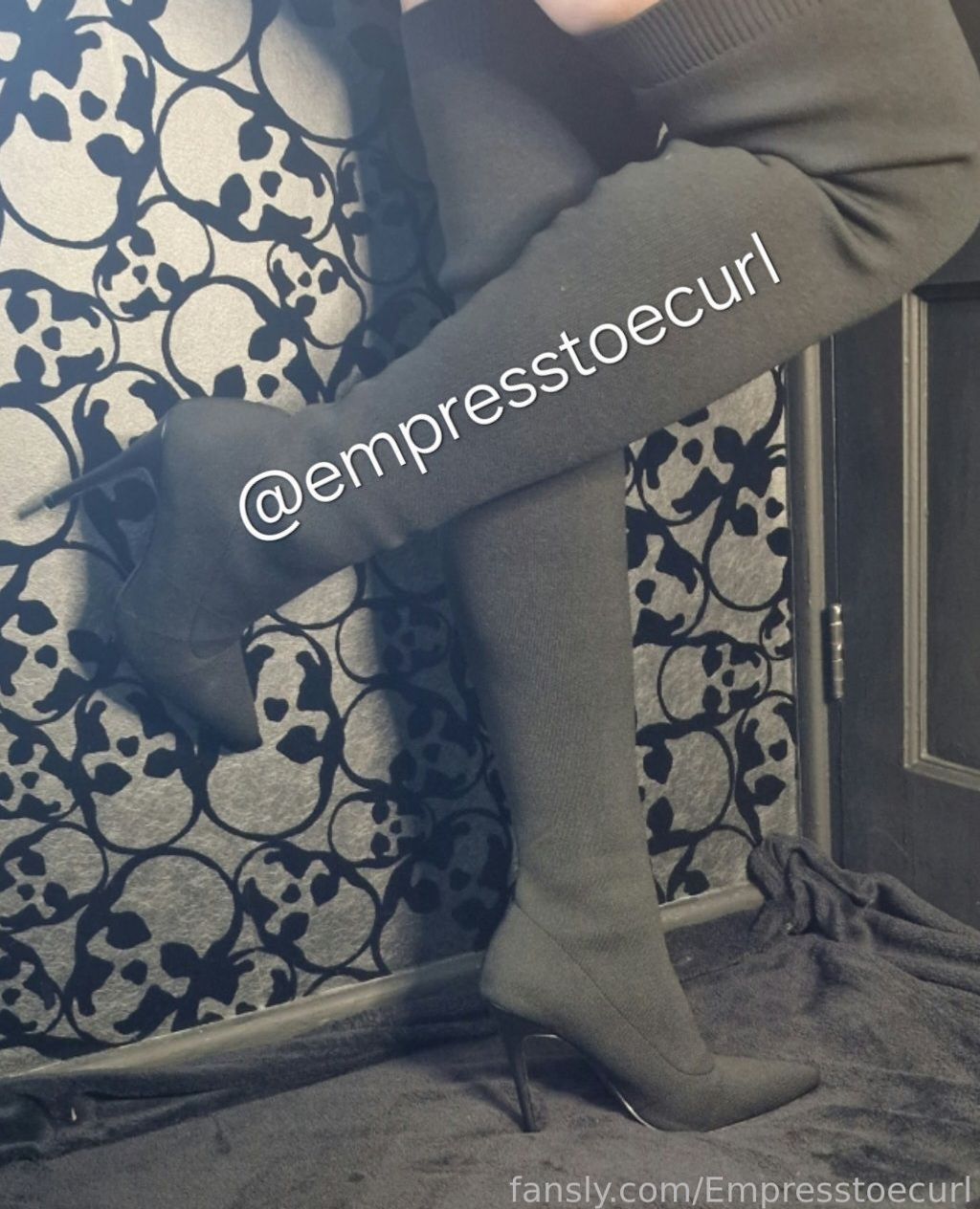 Empresstoecurl
